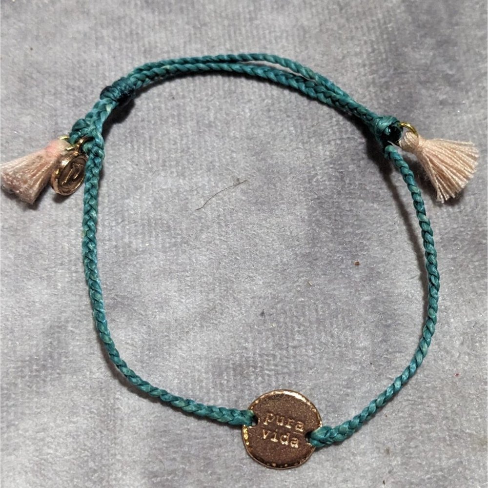 Pure Vida Compass Bracelet